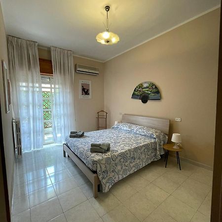 カリアリCasa Elenaアパートメント エクステリア 写真