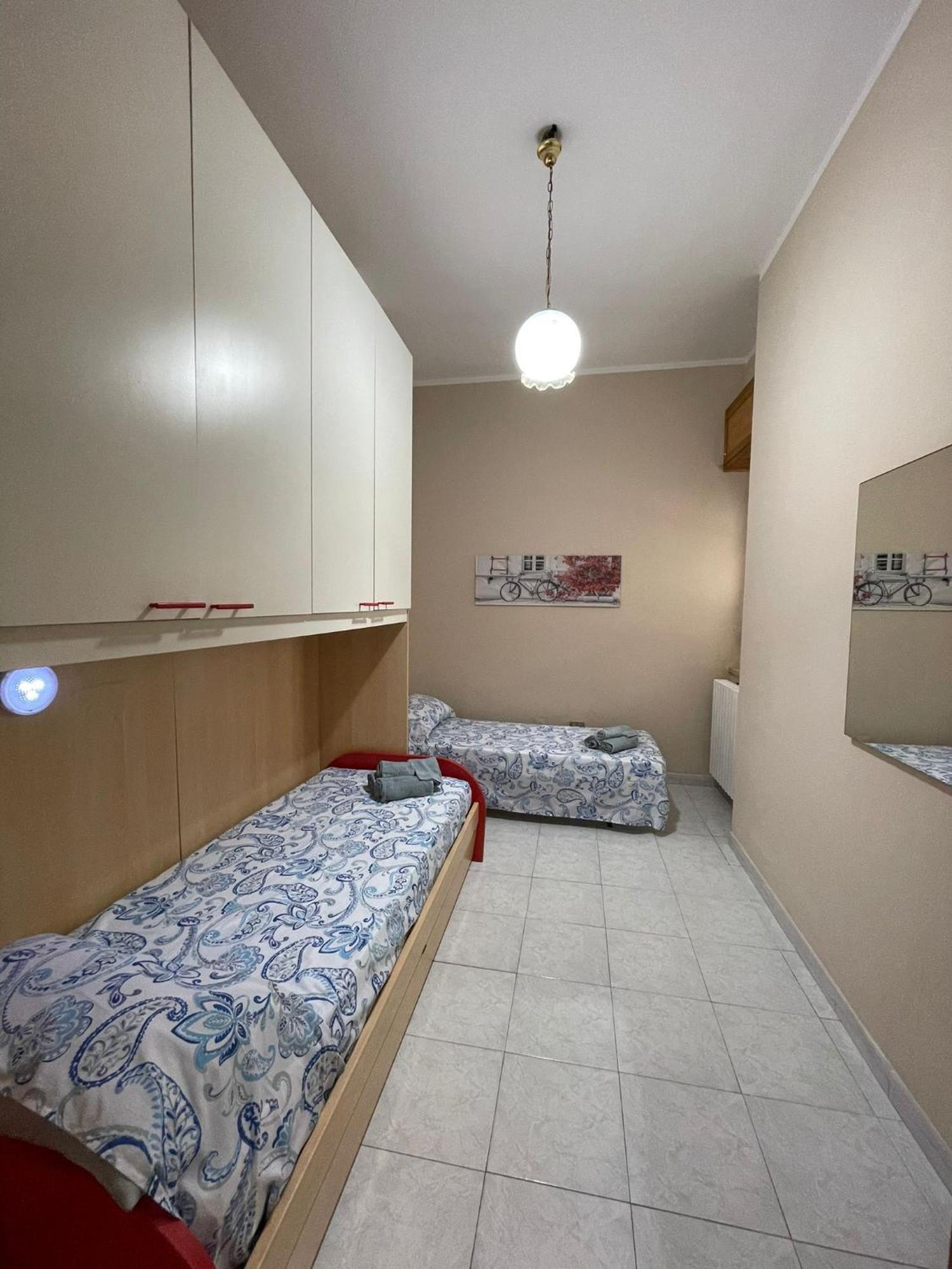 カリアリCasa Elenaアパートメント エクステリア 写真