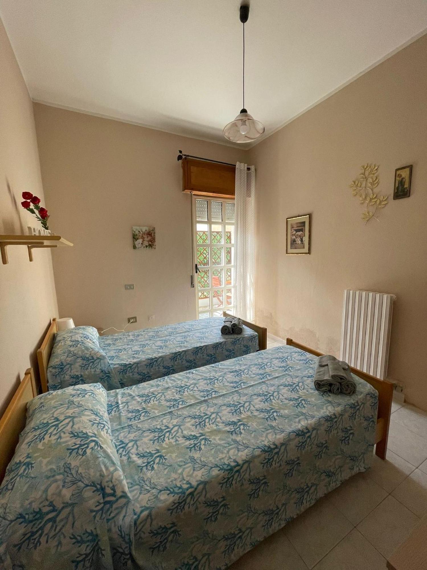 カリアリCasa Elenaアパートメント エクステリア 写真